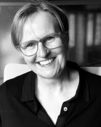 Univ.-Prof.' Dr. Carla Schelle