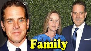 Shepard had a supporting role in the 2014 film the judge, which starred robert downey jr., robert duvall and vera farmiga. Dax Shepard Family With Daughter And Wife Kristen Bell 2020 Youtube