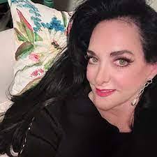 Yvette Lyons's Instagram, Twitter & Facebook