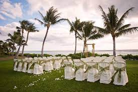 Sany Trieu Paradise Cove Hawaii Wedding Photographer Blog Hawaii Wedding Packages Oahu Wedding Venues Hawaii Wedding