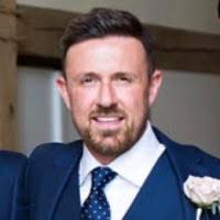 100+ perfiles de «Manzi»