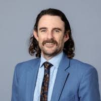 100+ perfiles de «Corie»