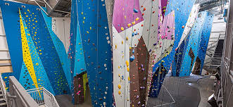 Located in the renovated belmont theatre, pg belmont offers over 19,000 square feet of climbing with 80 top ropes that reach up to 50 feet high. The Biggest Climbing Gym Chains In The Us And Europe Walltopia Stories