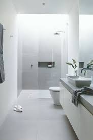 10 Bathroom Design Faux Pas And How To Avoid Them Kukun Minimalist Bathroom Small Bathroom Modern Bathroom