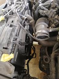 Jangan menempatkan tangki air di atas instalasi perpipaan dan/atau kabel tertimbun yang mungkin memerlukan servis atau pemeliharaan. Ford Fiesta 1 6 Radiator Service Tangki Air Kereta Facebook