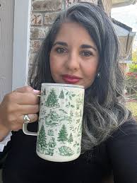 What is your favorite cold drink? Mine its Coke♥️♥️🤌 #sundayvibes