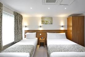 Pet friendly relaxed vacation inn pets and their owners are both on vacation at baywaters inn. Bayswater Inn Cheap Vacations Packages Red Tag Vacations