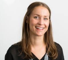 Carrie Wolfe's Instagram, Twitter & Facebook