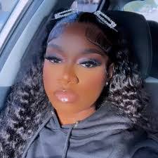 Amber Mcmillian's Instagram, Twitter & Facebook