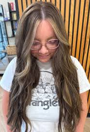 Hairstylist services in Greenwood, Indiana