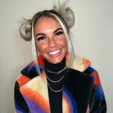 Bethany Capps (@bethanyncapps)