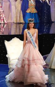 Mindeközben gelencsér tímea hatalmas bejelentést tett. Miss World Gelencser Timeanak Megsem Sikerult Felallnia A Dobogora 24 Hu