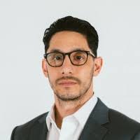 300+ profilů „Nespeca“