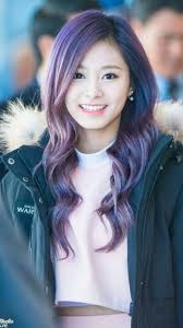 Chaeryeong then decided to ask tzuyu if her makeup was pretty, which tzuyu replied with, yes. Tzuyu Cute Wallpapers Wallpaper Cave