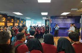 Sejak tanggal tersebut maka institut sains dan teknologi indonesia (isti) manokwari berada dibawah payung hukum dari yayasan pendidikan pembangunan indonesia (yppi) yang berkedudukan di manokwari, provinsi. Mahasiswa Fmp Unhan Melaksanakan Kkln Ke Stride Science Technolology Research Institute For Defence Kementerian Pertahanan Malaysia