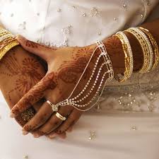 Resultado de imagen de bodas  musulmanas  vestidos