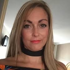 Lisa Finlayson's Instagram, Twitter & Facebook