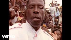 Effie Gamble's Instagram, Twitter & Facebook