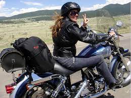 12 Great Attention Worthy Blogs For Women Motorcycle Riders Female Motorcycle Riders Motorcycle Women Lady Riders