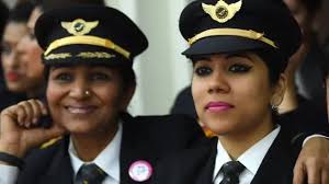 Cuáles son las aerolíneas con más mujeres piloto en sus plantillas?