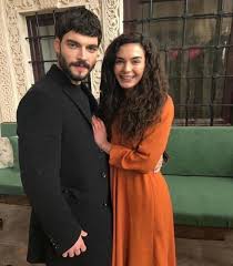 Turuncu Ve Siyah Unluler Film Oyunculuk