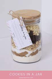 Cookies In A Jar Homemade Gift With Free Printable Gift Tag Recipe Christmas Food Gifts Food Gifts Homemade Gifts