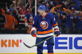 The team that takes this series will play for the stanley cup. Ejehmzoladdegm