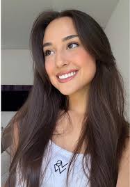 Recreating Alexandra’s Signature Hairstyle Tutorial