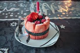 Mes Charlottes Individuelles Aux Fruits Rouges Pate A Choup En 2020 Patisserie Gourmandise Dessert Fruits Rouges