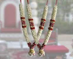 Image Result For South Indian Wedding Malai Latest Pastel Wedding Flowers White Wedding Bouquets Flower Centerpieces Wedding