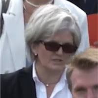 Rachel Pryor's Instagram, Twitter & Facebook