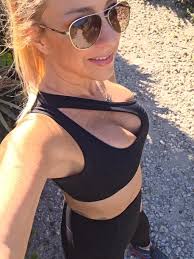 It's fall y'all.... what do you even mean???? 🤪🧜‍♀️🫶🤙🌅 #itsfallya...