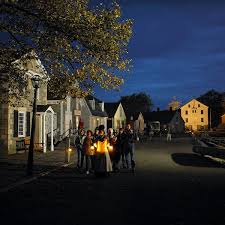 On december 11th, experience the magic of the holiday season at the olde mistick village. Lantern Light Tours Howard Johnson Mystic