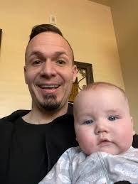 Charley Barlow's Instagram, Twitter & Facebook