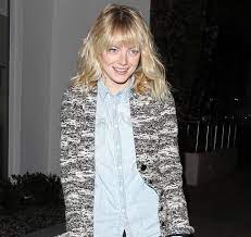 Your fan source for everything about emma stone. Stars Ungeschminkt Stars Ungeschminkt Miley Cyrus Demi Lovato