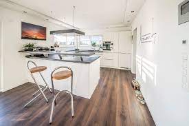 50 das beste von küche tresen kitchen home decor home. Kuche Mit Integriertem Tresen Fischerhaus Fertighauser Aus Bayern