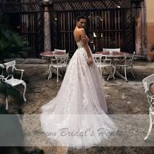 Abito da sposa, anni '60, anni '70, bianco, boho, dress, gown, lace, pizzo, romantic, vintage, wedding, white. Lakshmigown Principessa Abito Da Sposa In Pizzo Spiaggia Di Estate Abito Da Sposa 2020 Abiti Vintage Lace Una Linea Boho Abiti Da Sposa In Pizzo Up