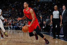 Get the latest nba news on cj mccollum. Nba Star Cj Mccollum Talks Li Ning Sneakers His Love For Oregon Footwear News