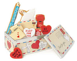 People love to know how loved they are, samara o'shea, author of for the love of letters: Vintage Love Letter Biscuit Tin