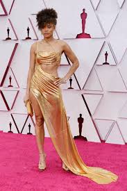 Andra day revealed in a new interview that she dealt with some personal struggles while filming the biopic the united states vs. Andra Day S Jaw Dropping Oscars 2021 Dress Sings Of Cher S Sequined Heyday British Vogue