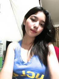 Amber Mcinerney's Instagram, Twitter & Facebook