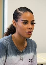 Alexus Warren's Instagram, Twitter & Facebook