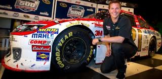 Hot wheels pit board buckshot jones #44 2001 intrepid r/t four generations petty. Buckshot Jones Weds Longtime Girlfriend