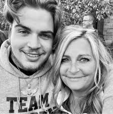 What is your best school memories?