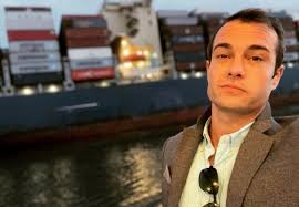 Trusting experts in their field of work