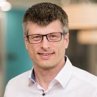 600+ Profile mit dem Suchbegriff „Vogel