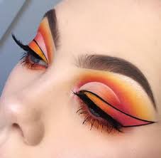 Black And White Graphic Eyeliner Pin On Makeup