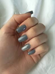 Coffin Shaped Black And Grey Acrylic Nails Gray Coffin Shaped Acrylic Nails With Silver Glitter Grey Acrylic Nails Acrylic Nails Coffin Grey Silver Glitter Nails