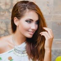 Earlene Miller's Instagram, Twitter & Facebook