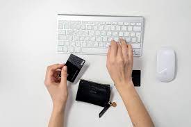 Find pros and cons of using credit cards when it comes to automobiles. Can I Pay A Car Loan With A Credit Card My Car Credit